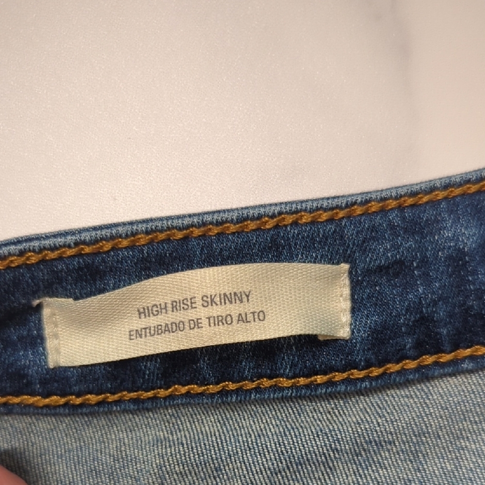 Universal Thread High Rise Skinny Jeans - Picture 7 of 9